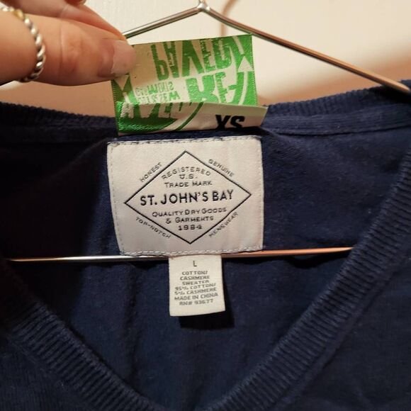 Reworked St. John's Bay Oversized Cropped Cashmere Sweater - Size S - Picture 4 of 10